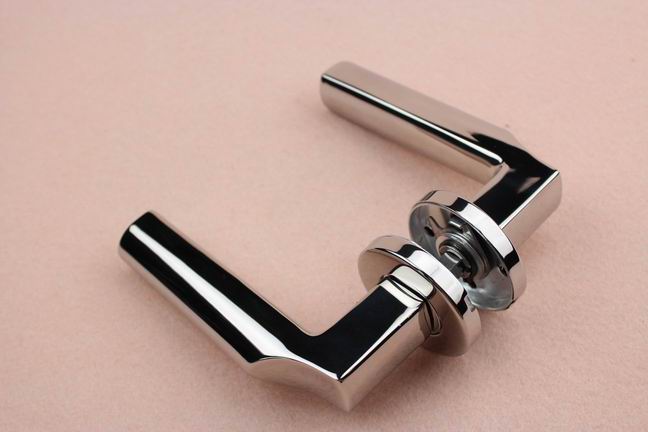 Made in China sliding door bolt lock,door lock handle